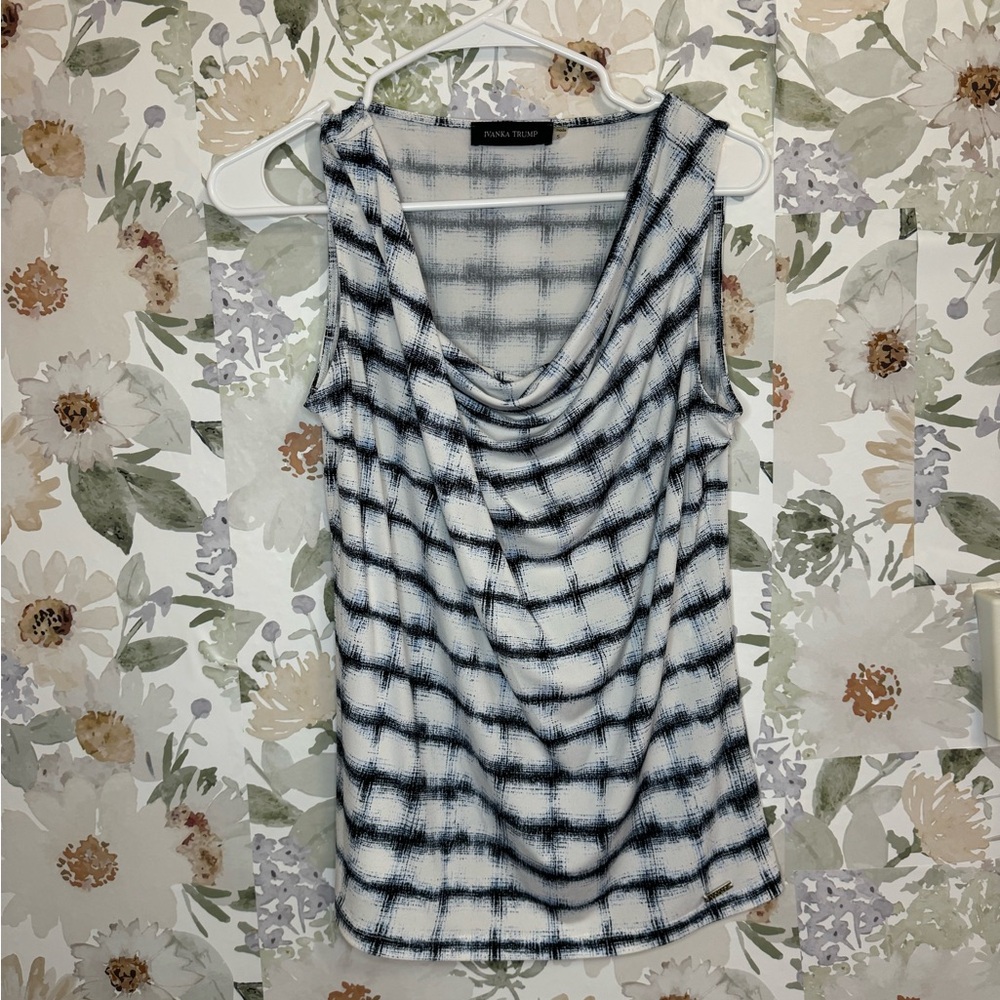Ivanka trump blouse 🛍